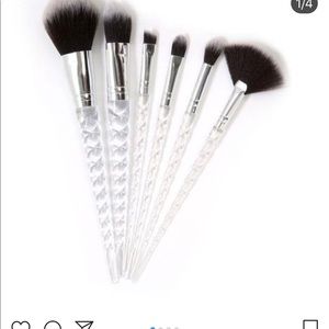 Brush set